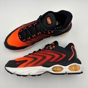 Mens Nike Air Max TW SE Orange Summit Black Gym Red Sneakers size 11